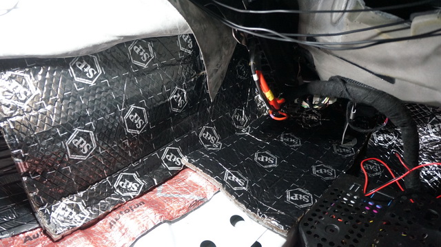 王者的魅力 奔驰C200L音响改装LQ AUDIO（蓝驱）喇叭套装